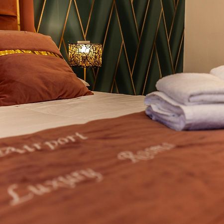 נאפולי Airport Luxury Rooms מראה חיצוני תמונה